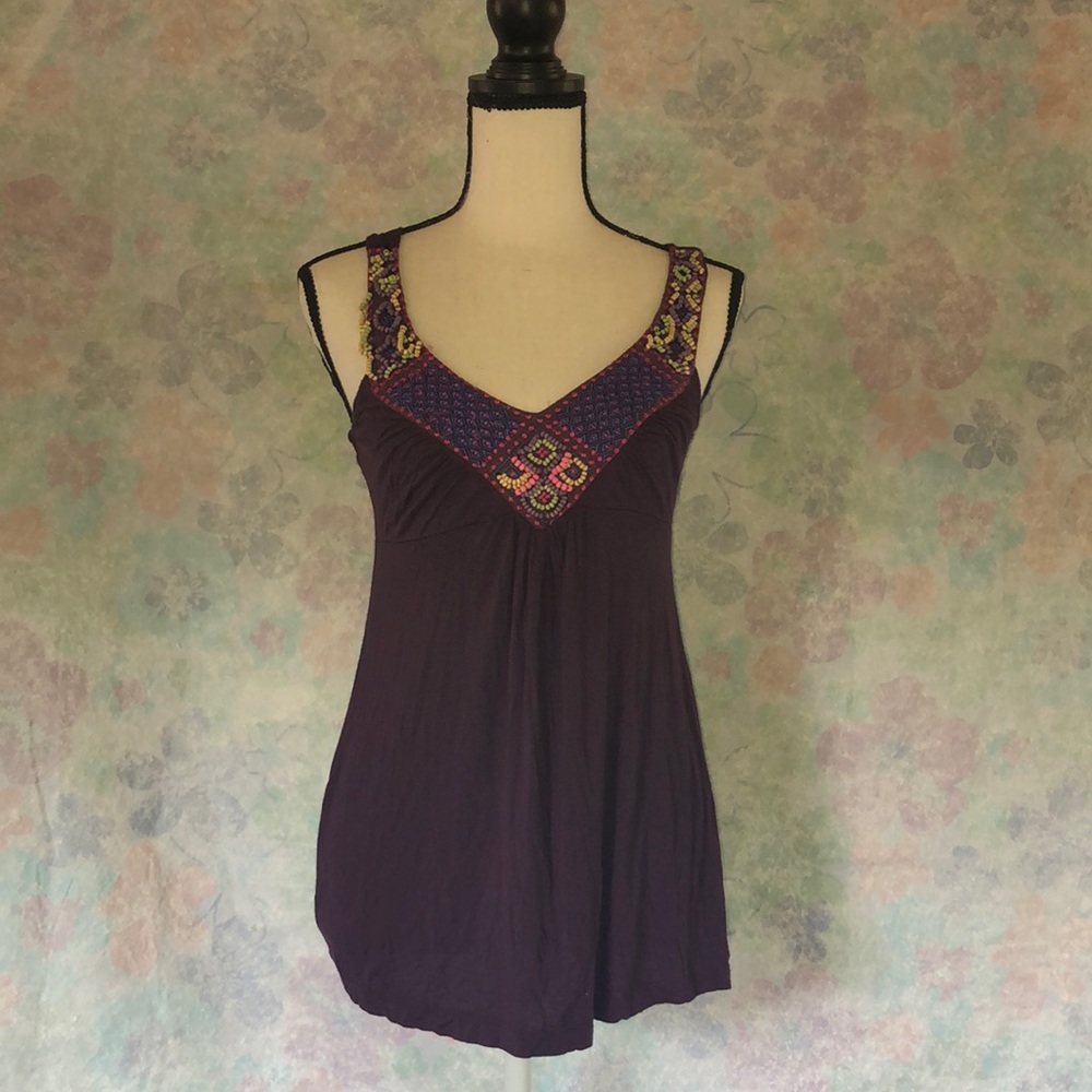 size S Delia’s purple tank w/ beading